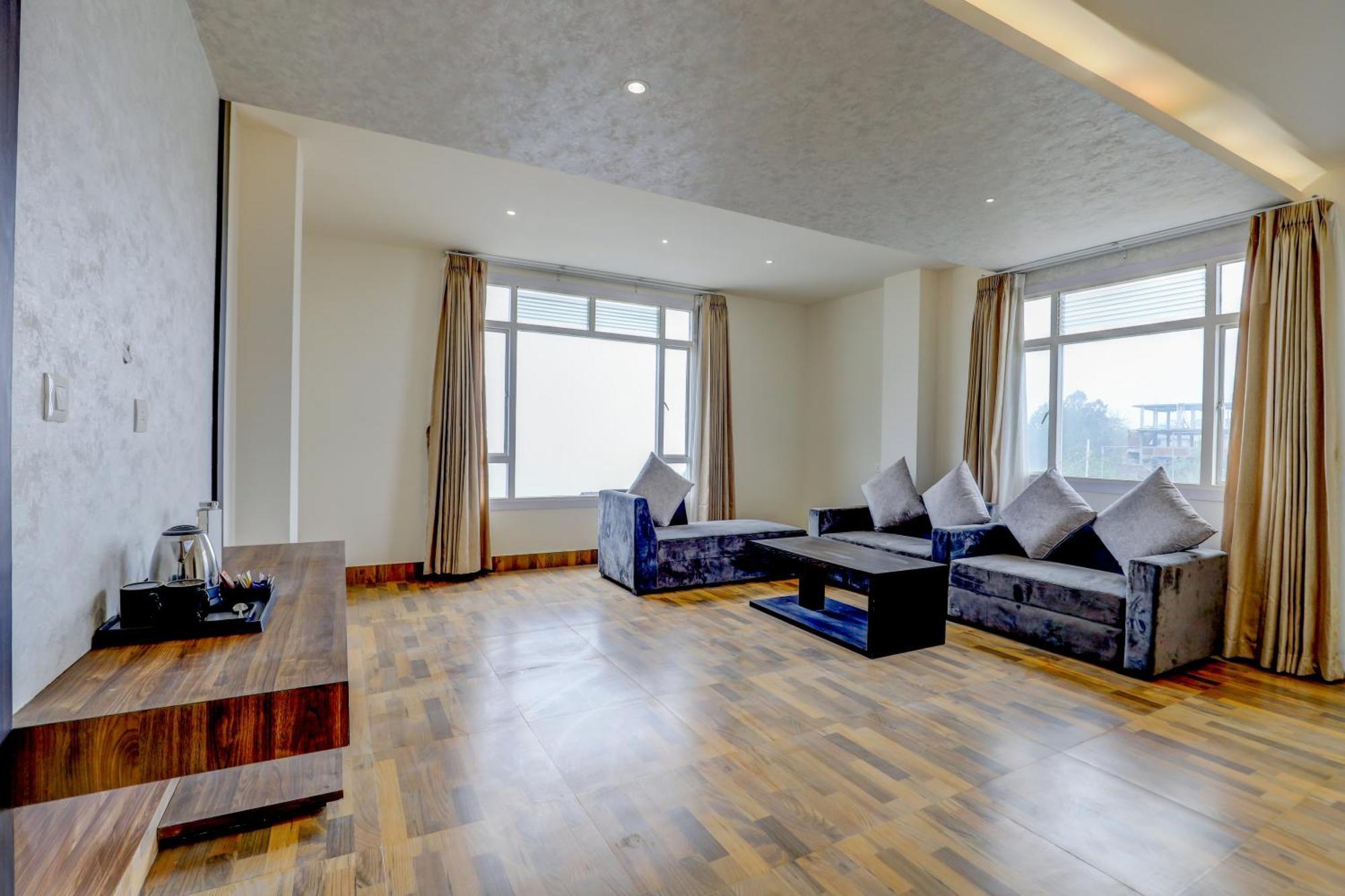 Hotel Banari Regency By Summit Namchi Esterno foto